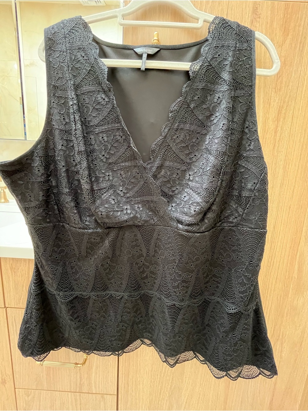 Daisy Fuentes Black Lace V-Neck Sleeveless Tank Top